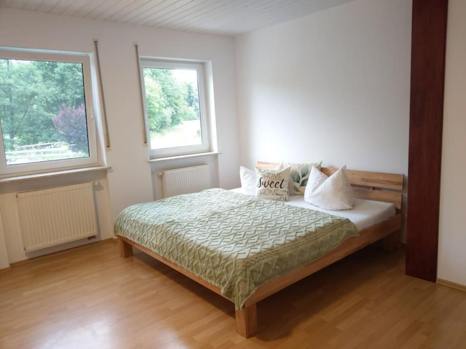 Wald-Apartment Limabach - Oberfrohna Esterno foto