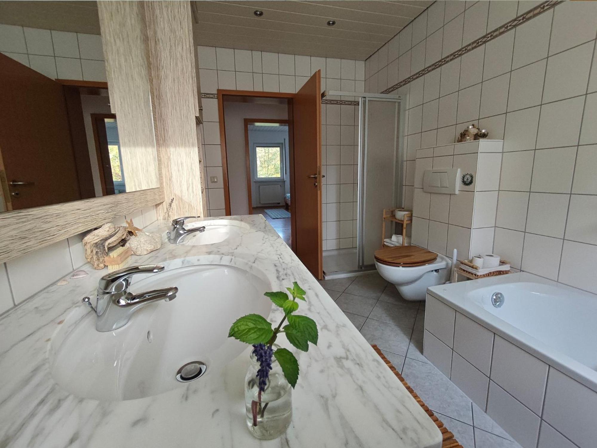 Wald-Apartment Limabach - Oberfrohna Esterno foto